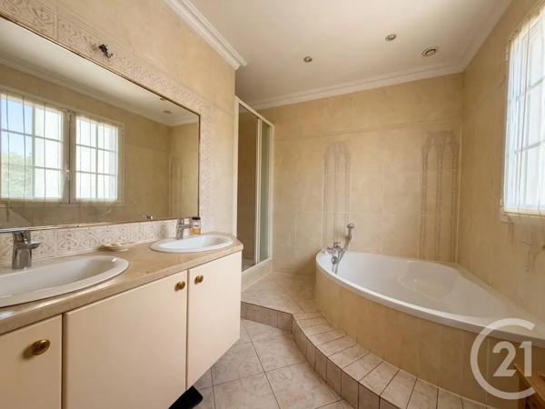 Maison à vendre  5 pièces - 98,53 m 2   ST MAUR DES FOSSES  - 94
