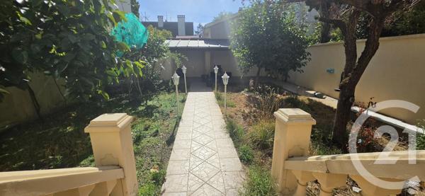 Maison à vendre  5 pièces - 98,53 m 2   ST MAUR DES FOSSES  - 94