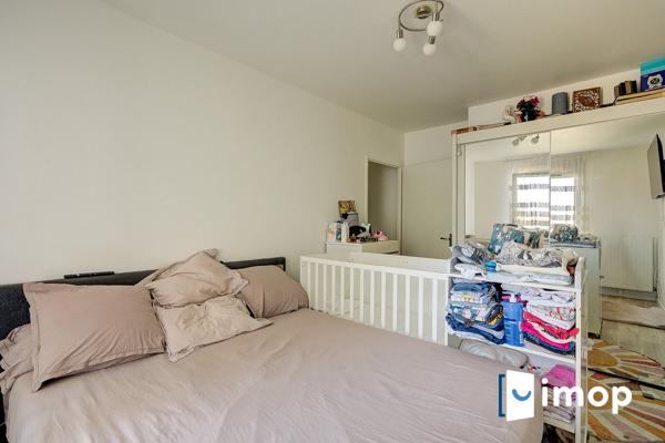 Grand 3 pièces avec extérieur et parking