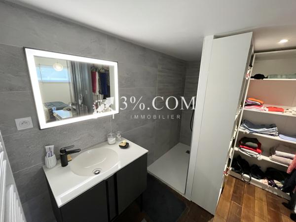 Maison 6 pièce(s) 4 chambre(s) 194 m²