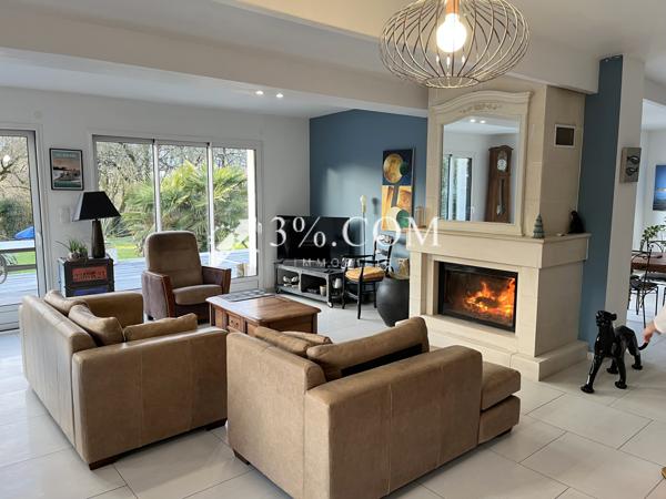 Maison 6 pièce(s) 4 chambre(s) 194 m²