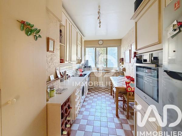 Appartement à vendre 6 pièces 126 m² Saint-Germain-en-Laye