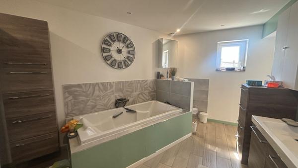 Achat maison Marcilly-la-Campagne - 5 pièce(s) - 100 m² - 160 000 €