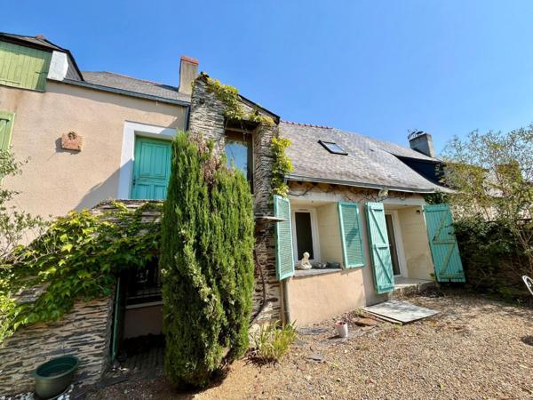 Maison de charme du 18 siècle avec dépendance