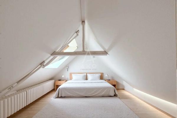 Maison de charme du 18 siècle avec dépendance