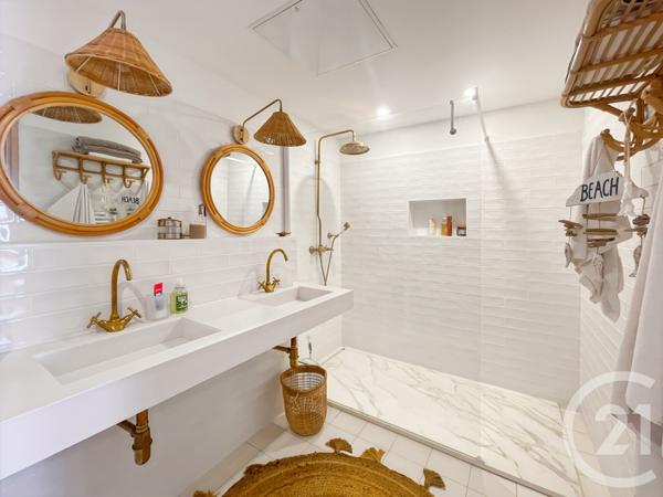 Maison à vendre  7 pièces - 285,47 m2 ST FLORENT - 202