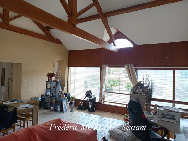 Trés bel ensemble immobilier en centre ville de LALINDE