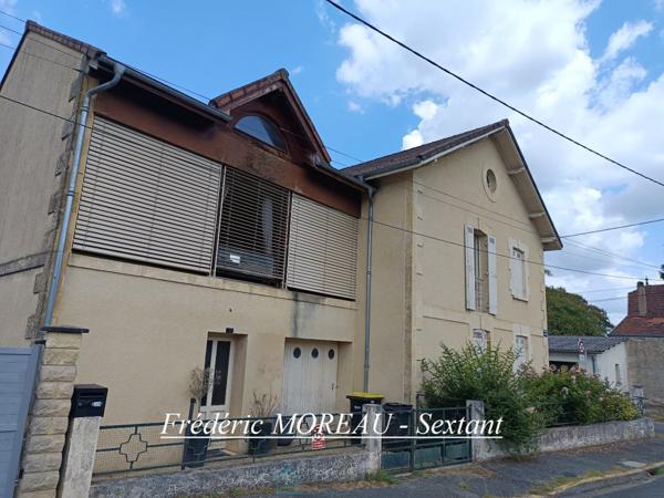 Trés bel ensemble immobilier en centre ville de LALINDE