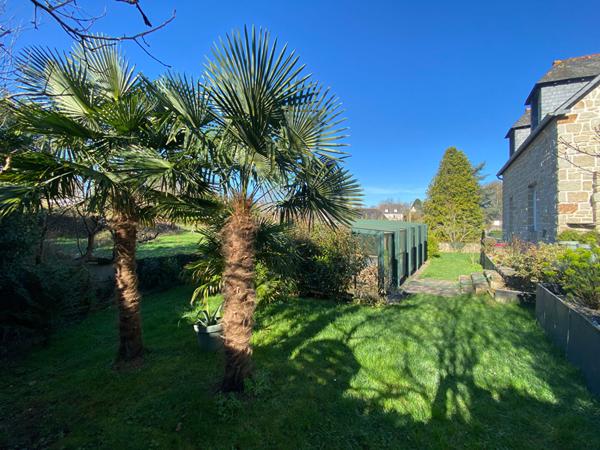 Charmante maison en pierre, 4 chambres, idéal profession libérale QUEVERT