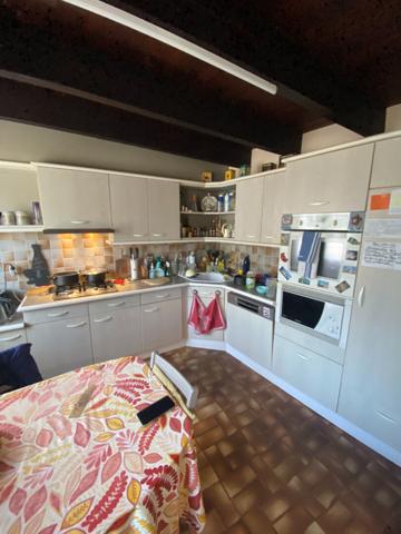 Charmante maison en pierre, 4 chambres, idéal profession libérale QUEVERT