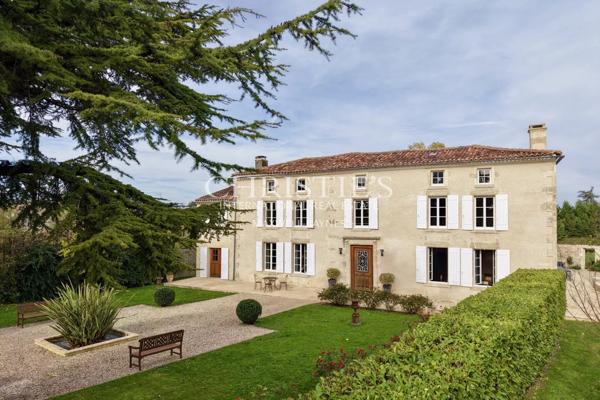 Superbe Logis Charentais du 18ème