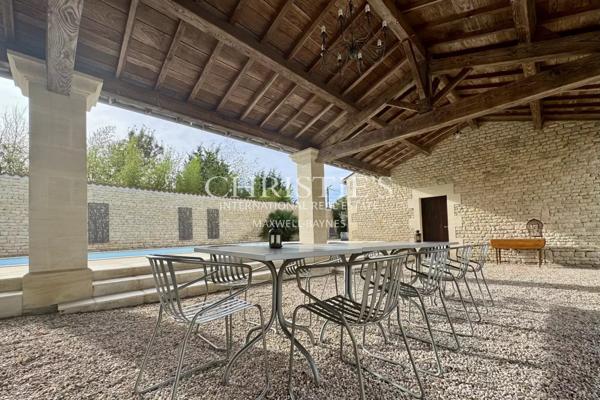 Superbe Logis Charentais du 18ème