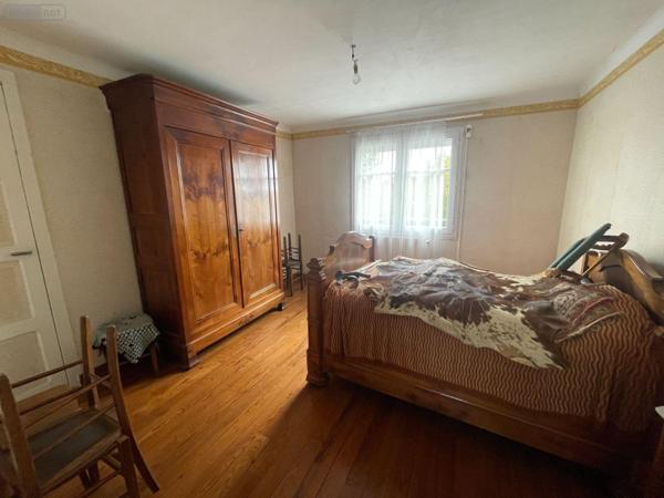 Maison à vendre à Javron-les-Chapelles en Mayenne (53250), ref : 571