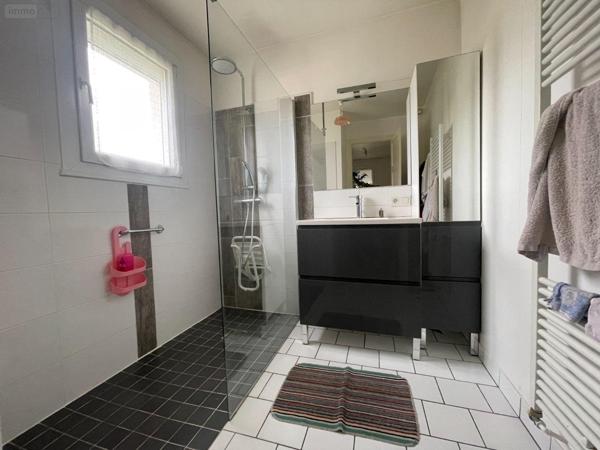 Maison à vendre à Javron-les-Chapelles en Mayenne (53250), ref : 571