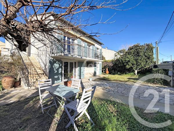 Maison à vendre  5 pièces - 87,53 m2 ARLES - 13