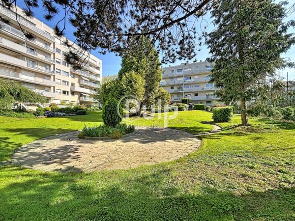 Appartement à louer à Lille - Réf. hen14814