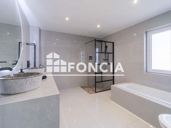 À vendre Maison 7 pièces 199 m² - Illzach 68110