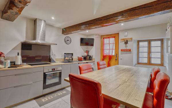 Maison à vendre    4 pièces •  Beaumont-de-Lomagne