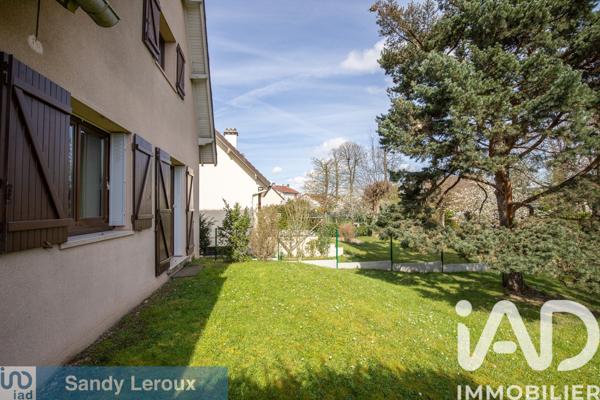 Maison à vendre 6 pièces 156 m² Yerres