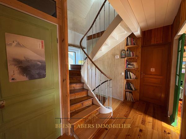 LANNILIS HYPER-CENTRE, EXCLUSIVITE Sylvie Tromelin BREST ABERS IMMOBILIER vous présente cette maison de 135 M2