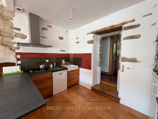 LANNILIS HYPER-CENTRE, EXCLUSIVITE Sylvie Tromelin BREST ABERS IMMOBILIER vous présente cette maison de 135 M2