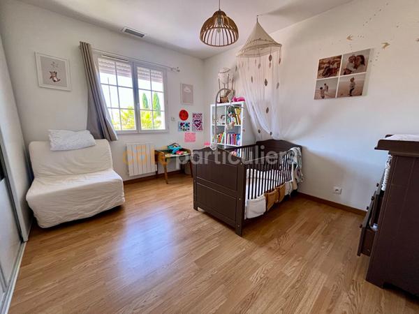 Vente
                Maison101 m² - 4 Pièces -
                    CENON (33150)