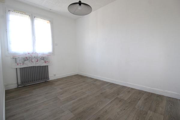 MAISON SUR SOUS-SOL 2 chambres