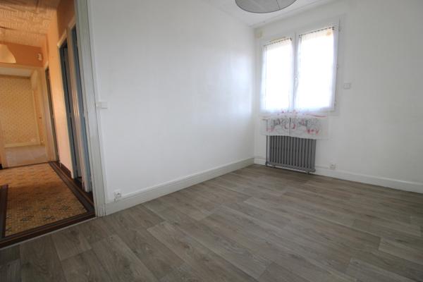 MAISON SUR SOUS-SOL 2 chambres