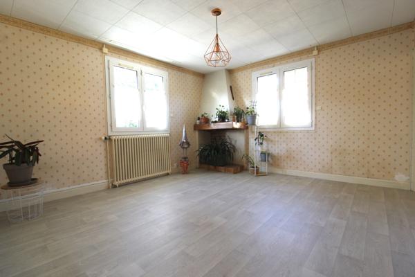 MAISON SUR SOUS-SOL 2 chambres