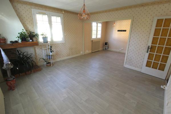 MAISON SUR SOUS-SOL 2 chambres