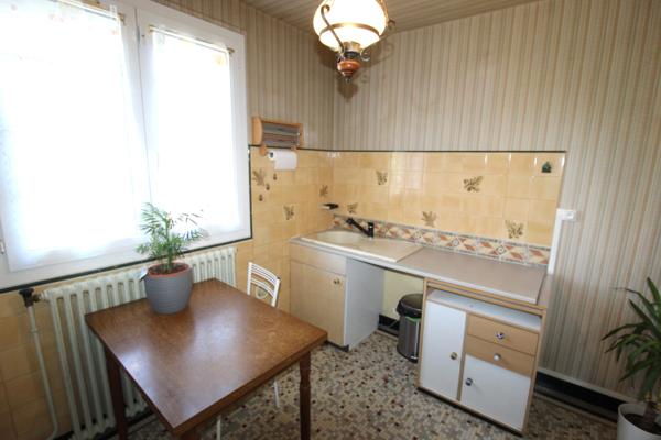MAISON SUR SOUS-SOL 2 chambres