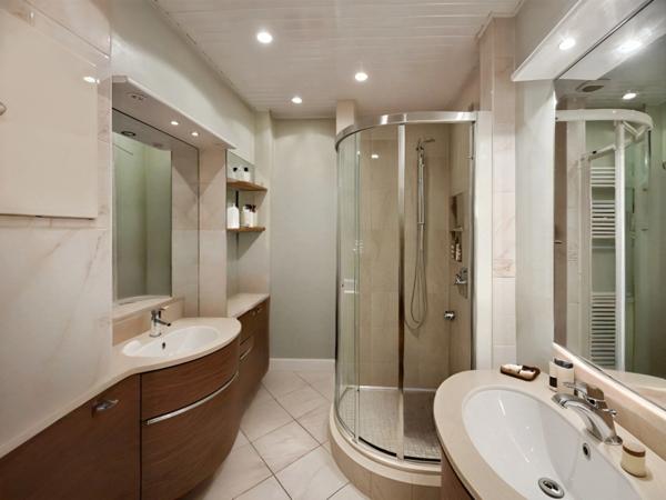 Une vue emblématique sur le Château d’Angers – Un art de vivre rare entre verdure et patrimoine