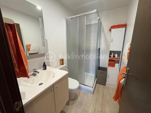 Local d activites de 88,27 m²