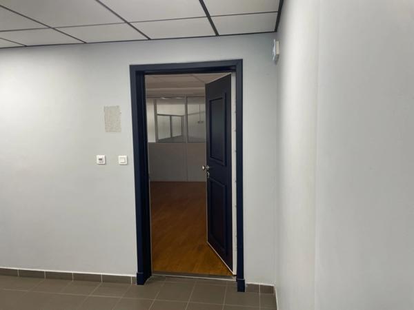 Local/bureau à vendre VILLENEUVE LOUBET - MARINA 7 (06)