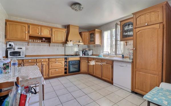 Maison à vendre    8 pièces • 171,31 m2 Le Mée-sur-Seine