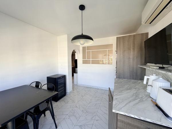 8ème 2ème Prado / Mermoz - Appartement 4 pièces 134m² - cave