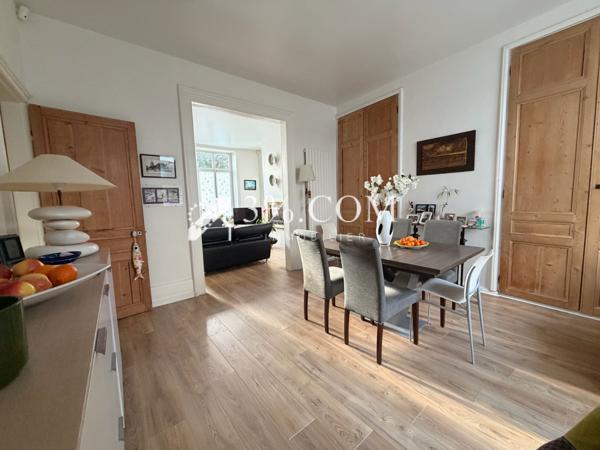 Maison 6 pièce(s) 4 chambre(s) 160 m²