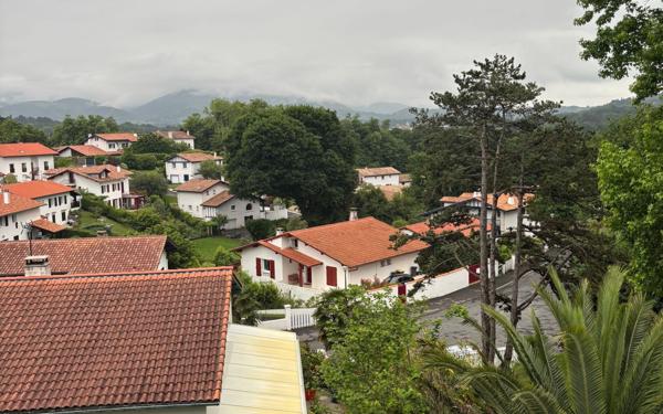 Appartement à vendre    1 pièce • 26,74 m2 Urrugne