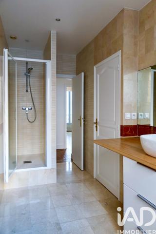 Appartement à vendre 3 pièces 75,61 m² Montrouge