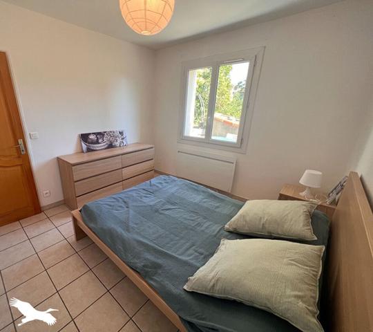Appartement à louer 855 € CC Aubagne 2 p 43 m² DPE E