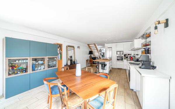 Maison à vendre    4 pièces • 106,21 m2 Viroflay