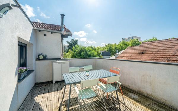 Maison à vendre    4 pièces • 106,21 m2 Viroflay