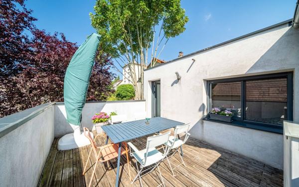 Maison à vendre    4 pièces • 106,21 m2 Viroflay