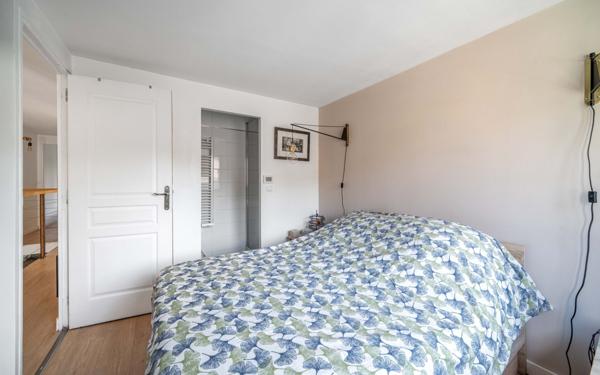 Maison à vendre    4 pièces • 106,21 m2 Viroflay