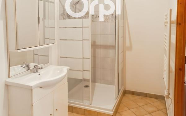 Maison à louer    2 pièces •  Mareuil-la-Motte