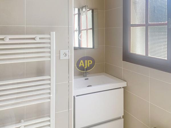 Maison à vendre Soulac Sur Mer - 7 pièces, 160m² avec 5 chambre(s) à 432 755€ - AJP Soulac Immobilier