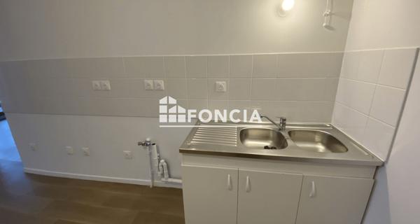 Location Appartement 2 pièces 40.03 m² - Bussy-saint-georges 77600