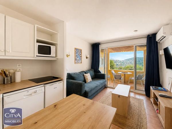 Appartement à vendre 2 pièces 26.5m² Roquebrune-sur-Argens (83380)