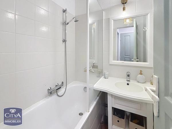 Appartement à vendre 2 pièces 26.5m² Roquebrune-sur-Argens (83380)