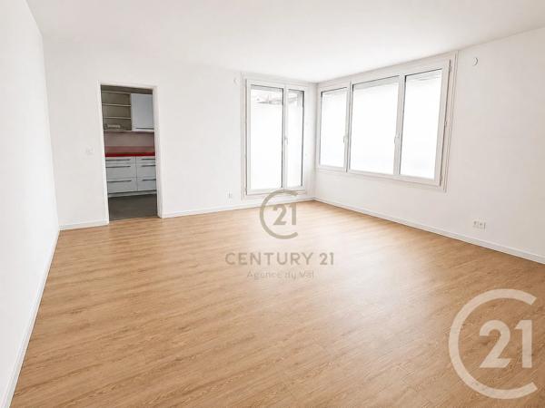 Appartement F4 à vendre  4 pièces - 83 m 2   CHAMPS SUR MARNE  - 77